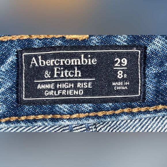 Abercrombie & Fitch Jeans - Annie High Rise Girlfriend - Size 29/8R  Distressed - Picture 3 of 3